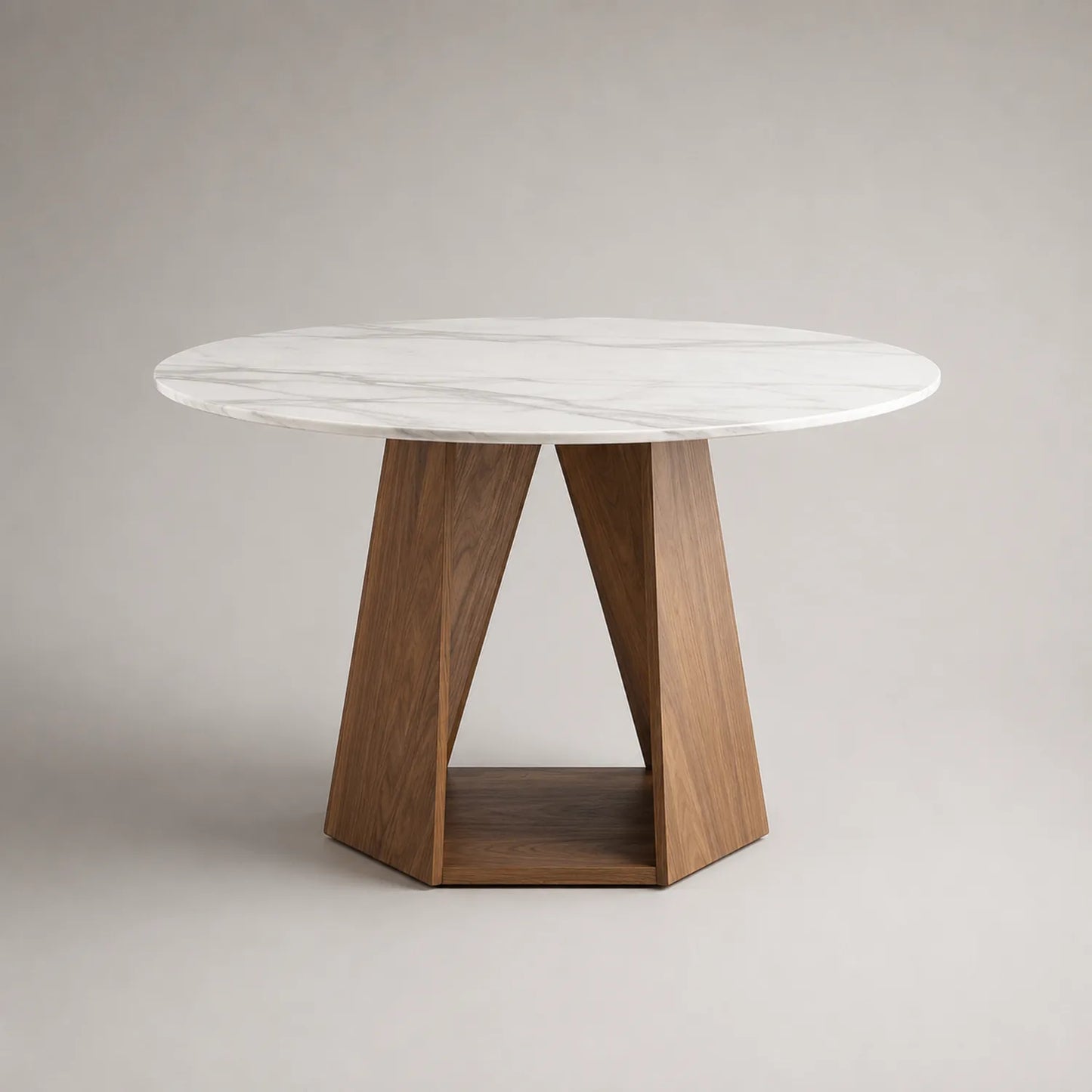Runder Tisch aus Marmor und Nussbaumholz