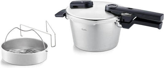 Fissler Vitaquick, Ø 18 cm, Schnellkochtopf, Edelstahl-Dampfkochtopf, Induktion, Fassungsvermögen 2,5 L, 2-Garstufen, m. Einsatz, Made in Germany